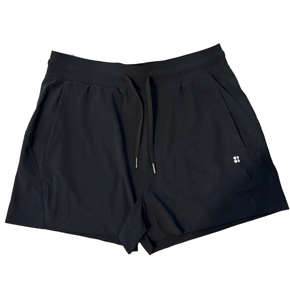 Sweaty Betty Women's 8/M Explore Elevated Shorts Black 3" Pockets 4 Way Stretch